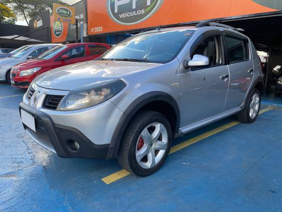 RENAULT SANDERO 1.6 STEPWAY 16V FLEX 4P MANUAL